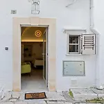 Le Piccole Bianche בית נופש אוסטוני